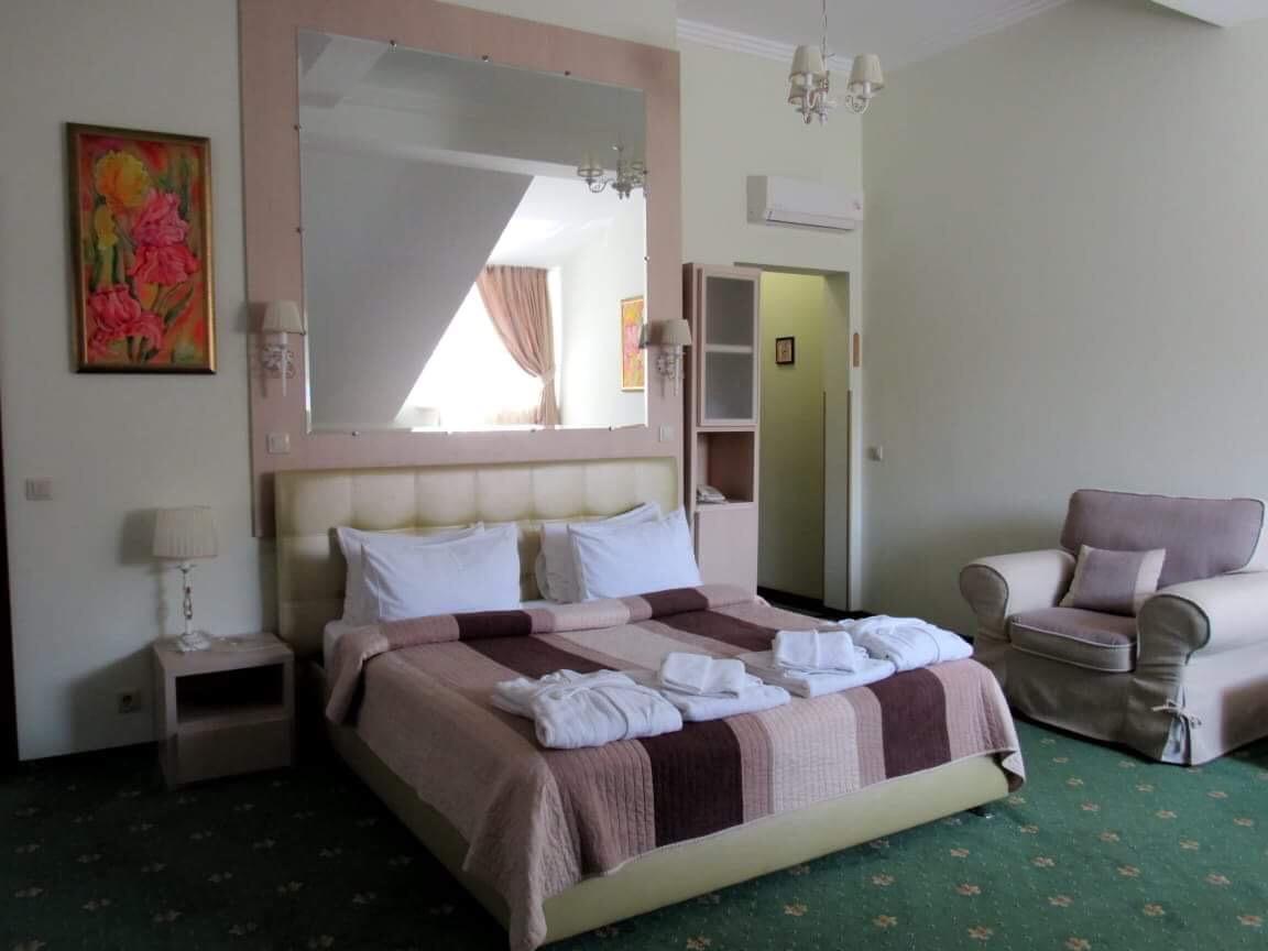 Hotel And Restaurant Complex Lubokray Pereyaslav-Khmelʼnytsʼkyy Zewnętrze zdjęcie